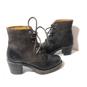 FRYE Sabrina 6G Lace Up Boots